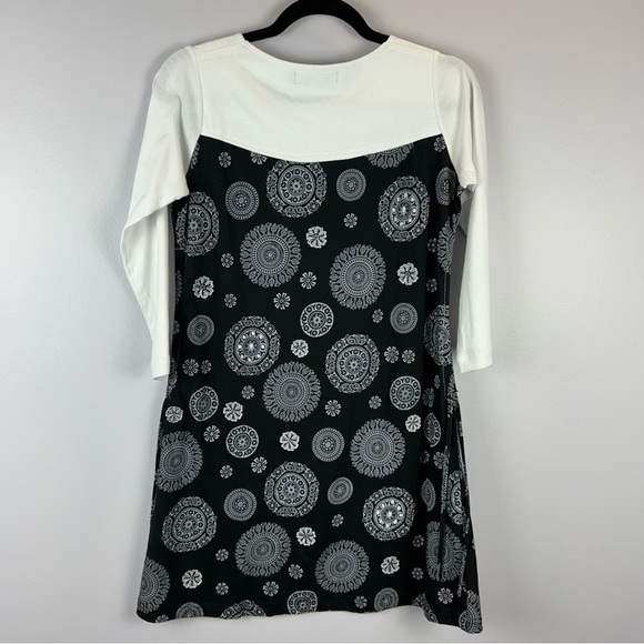 Leopards & Roses Mandala 3/4 Sleeves Black White Tunic Top Small - Picture 15 of 15